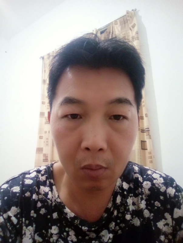 繁华哀伤的第一张照片--霞浦征婚网