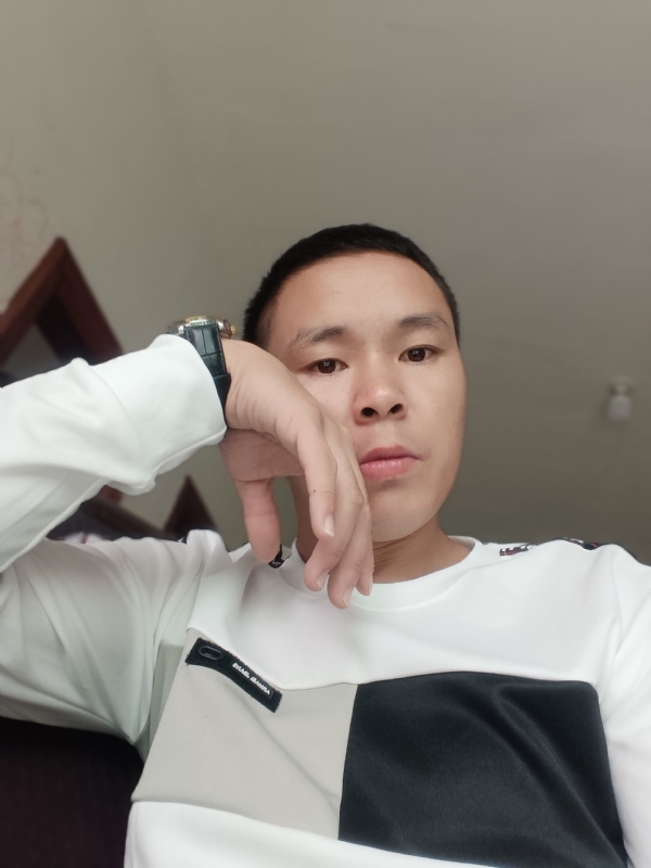 冷漠的第一张照片--霞浦征婚网
