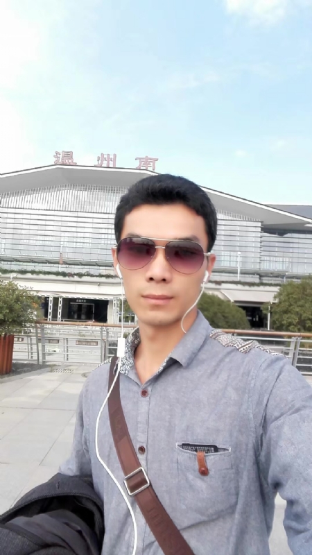 错把真心喂了狗的第三张照片--霞浦征婚网