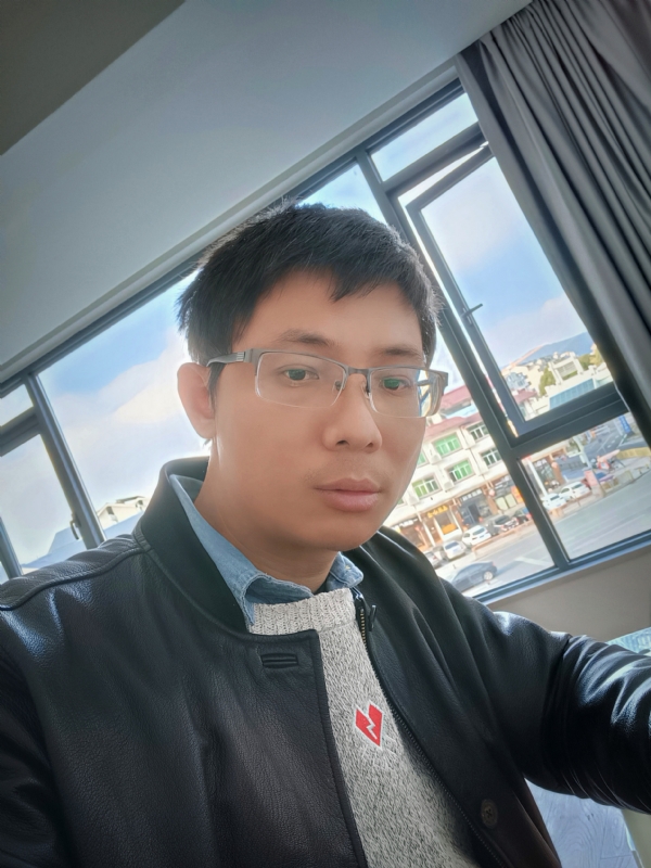 也许只是缺少一个拥抱的第二张照片--霞浦征婚网