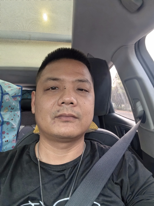 卖电池的大叔的第一张照片--霞浦征婚网